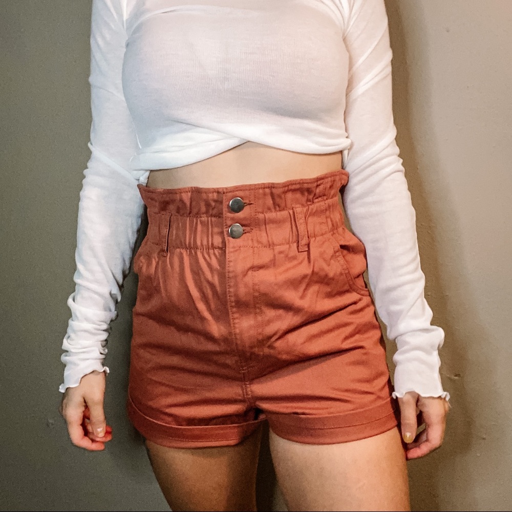 Super high waisted paper bag shorts